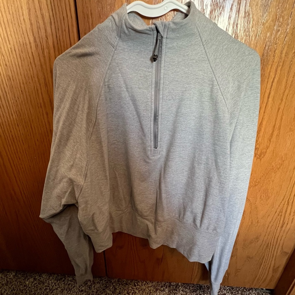 Lululemon its rulu half zip